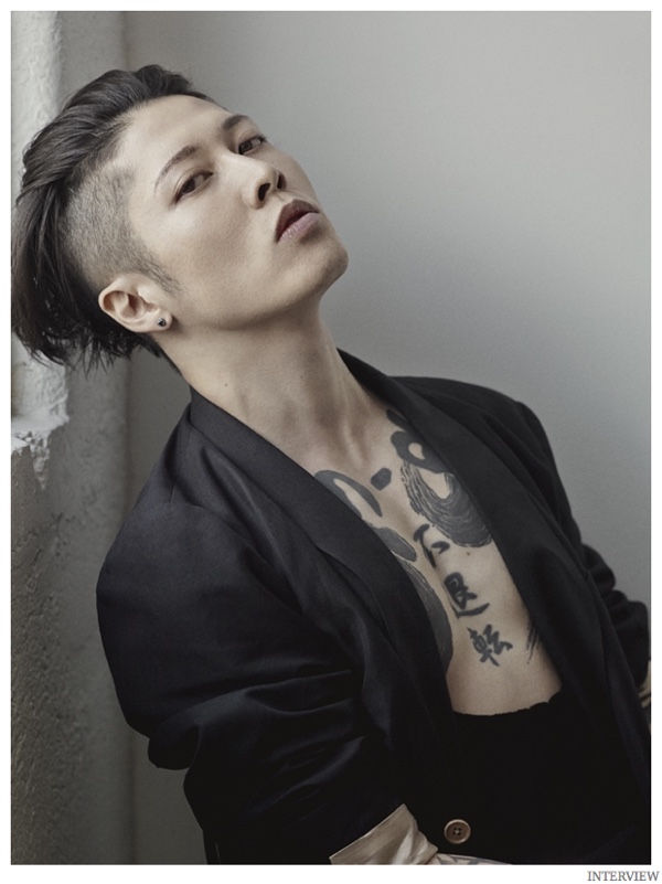 Miyavi.
